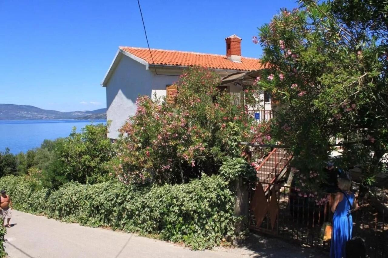 Apartments Griv - Close To The Sea Valun Kültér fotó